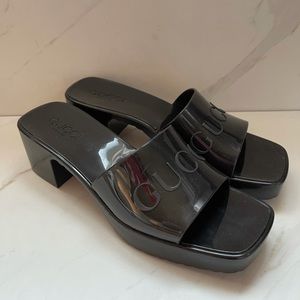 SOLD Gucci rubber slide sandal